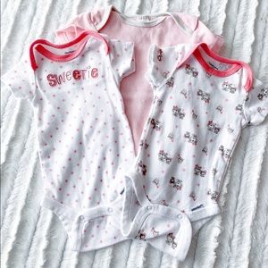 0-3M Gerber Onesies